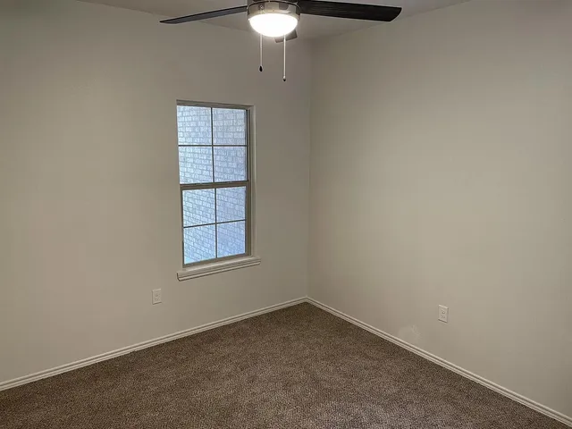 $1,295 | 5704 Lehigh Street, Lubbock, TX 79416