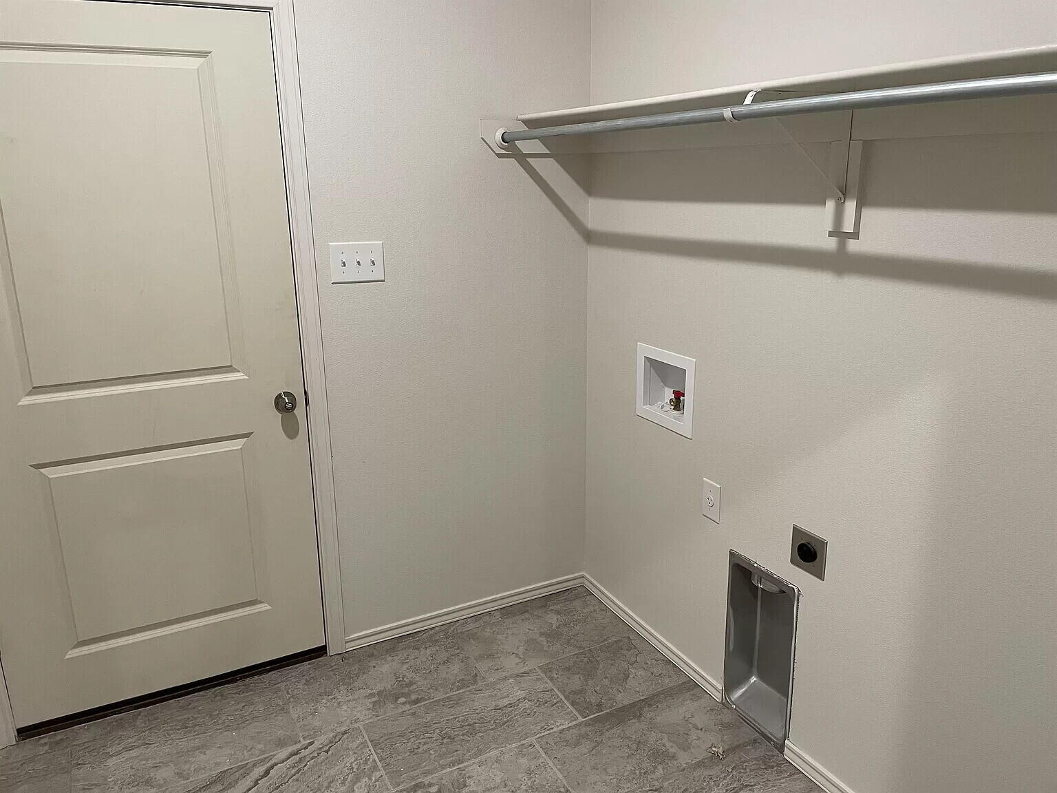 5704 Lehigh Street Lubbock, TX 79416 - Photo 8 of 9 a6b6984af66148e17dc2b96bd51488bc-uncropp