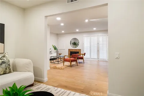 $799,999 | 534 South Oak Knoll Avenue, Unit 103, Pasadena, CA 91101