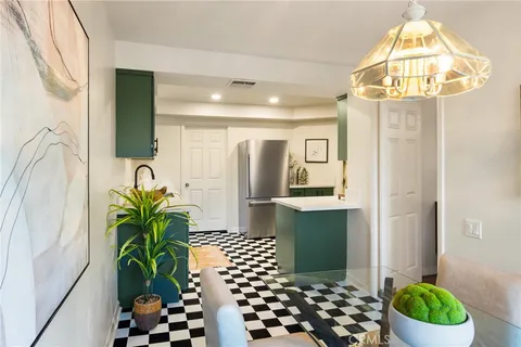 $799,999 | 534 South Oak Knoll Avenue, Unit 103, Pasadena, CA 91101