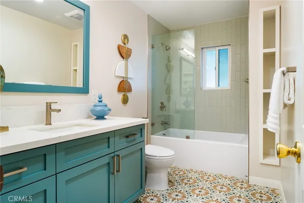 $799,999 | 534 South Oak Knoll Avenue, Unit 103, Pasadena, CA 91101