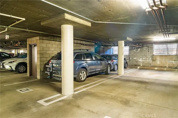 $799,999 | 534 South Oak Knoll Avenue, Unit 103, Pasadena, CA 91101