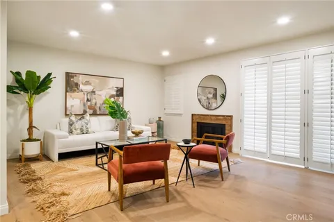 $799,999 | 534 South Oak Knoll Avenue, Unit 103, Pasadena, CA 91101