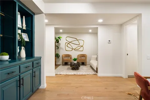 $799,999 | 534 South Oak Knoll Avenue, Unit 103, Pasadena, CA 91101