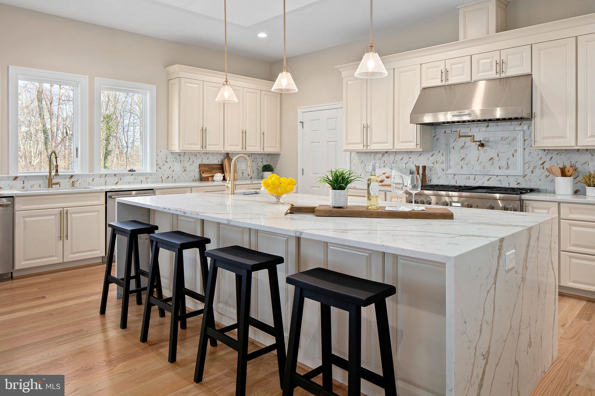 6908 Cherry Lane Annandale, VA 22003 - Photo 15 of 118 Kitchen