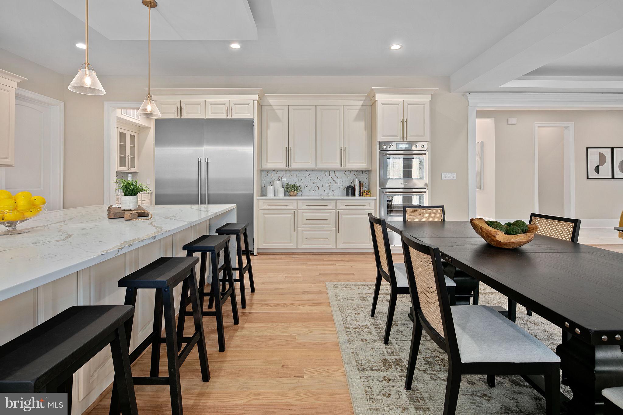 6908 Cherry Lane Annandale, VA 22003 - Photo 20 of 118 Table Space Kitchen