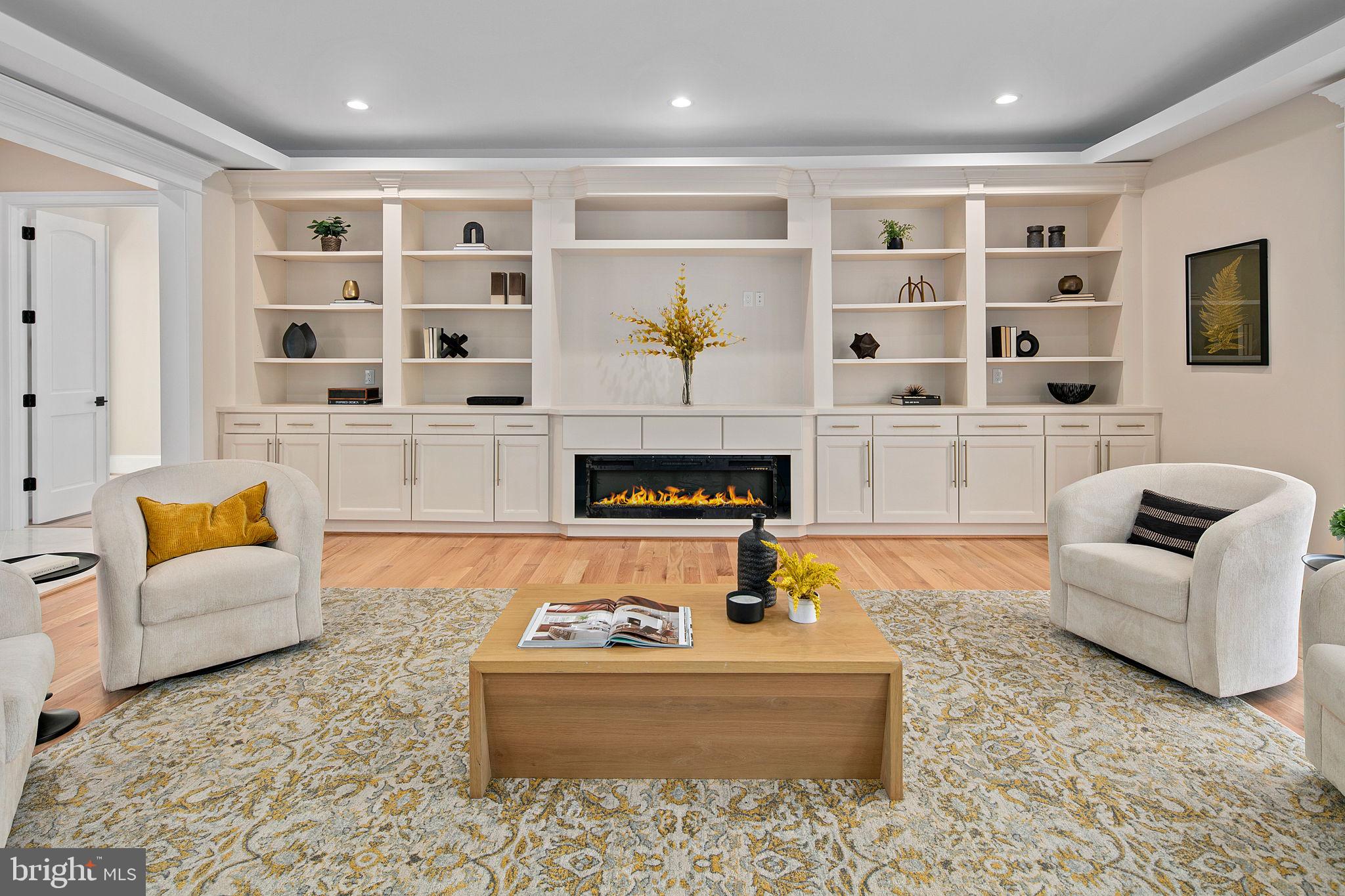 6908 Cherry Lane Annandale, VA 22003 - Photo 23 of 118 Family Room