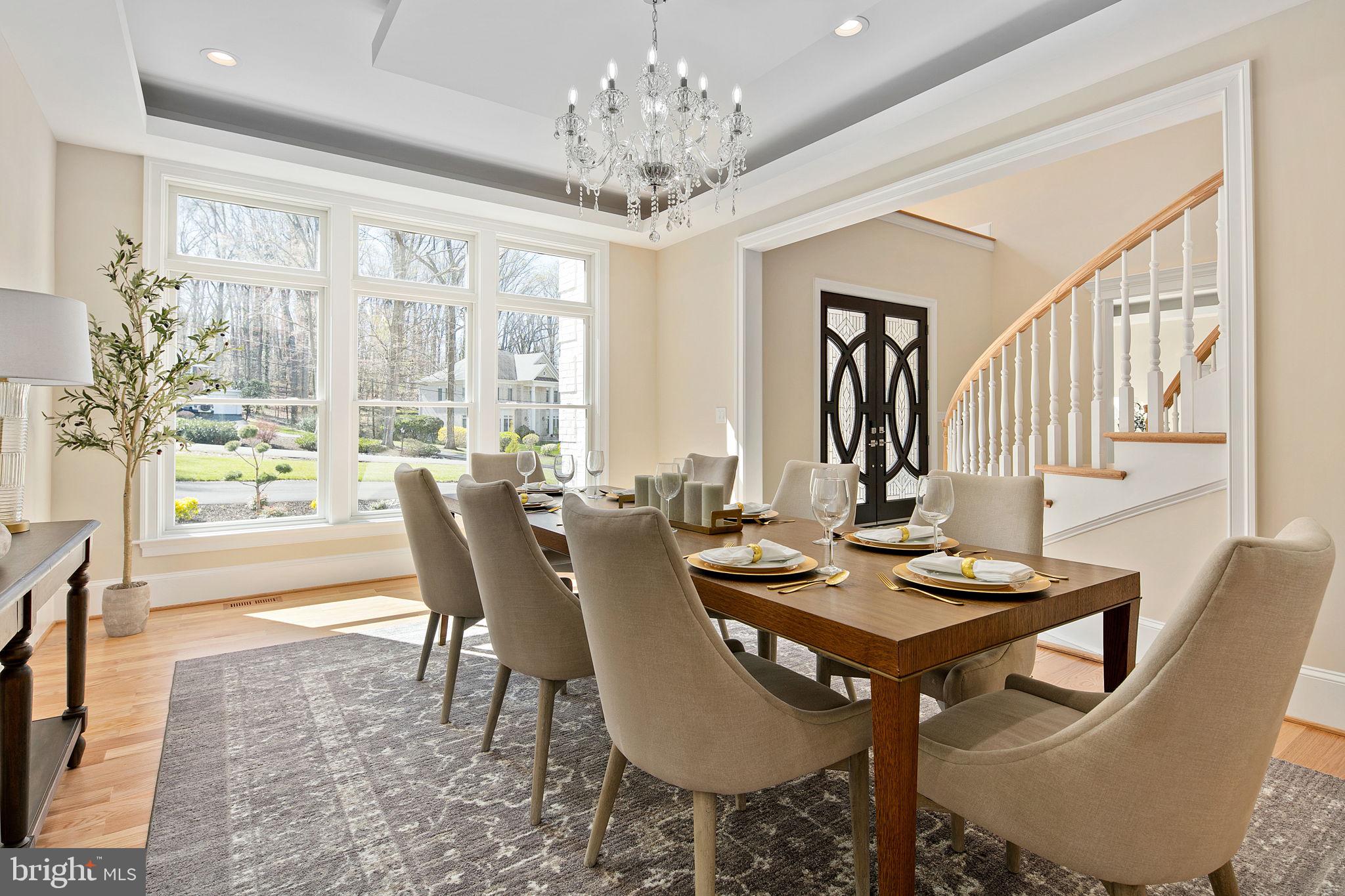 6908 Cherry Lane Annandale, VA 22003 - Photo 36 of 118 Dining Room
