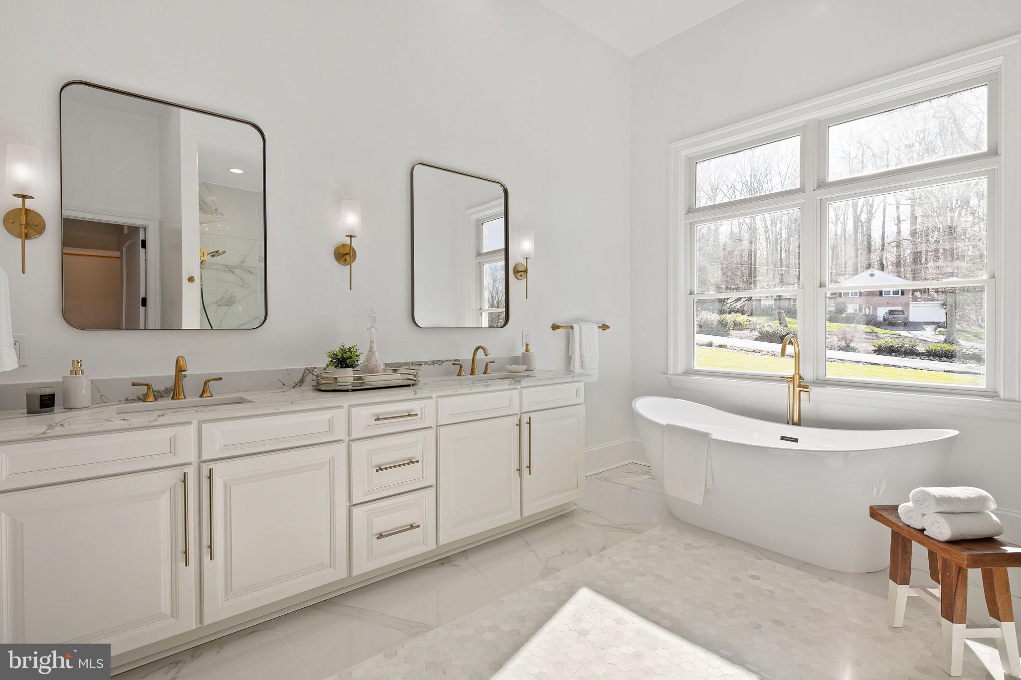 6908 Cherry Lane Annandale, VA 22003 - Photo 49 of 118 Primary Bathroom