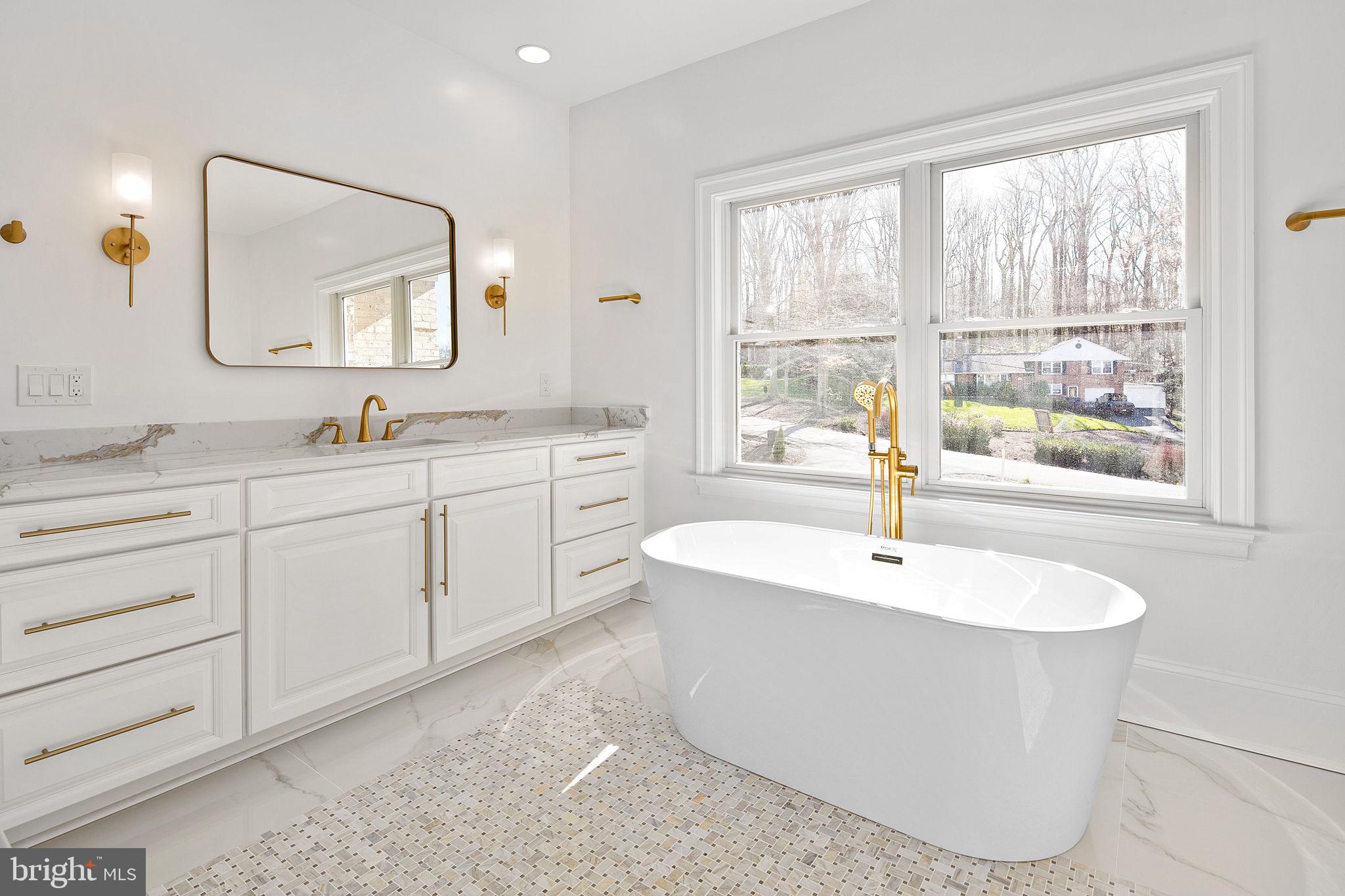 6908 Cherry Lane Annandale, VA 22003 - Photo 61 of 118 Bathroom