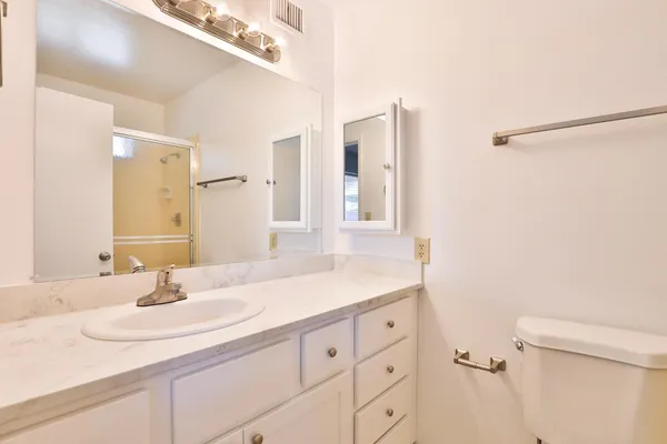 $1,825 | 2114 East Dragoon Avenue, Mesa, AZ 85204