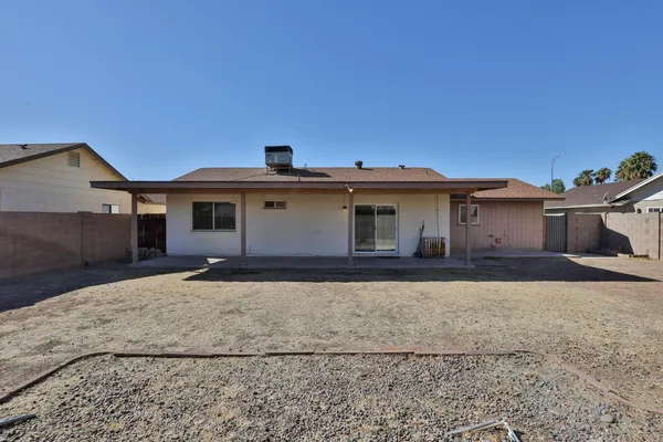 $1,825 | 2114 East Dragoon Avenue, Mesa, AZ 85204