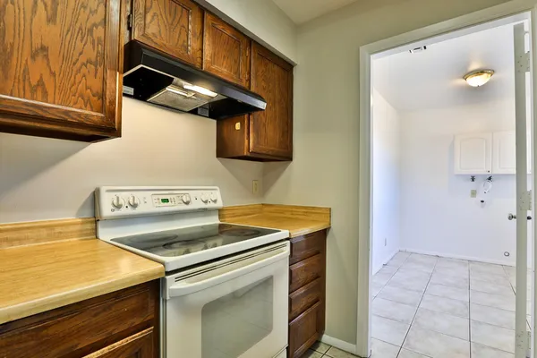 $1,825 | 2114 East Dragoon Avenue, Mesa, AZ 85204