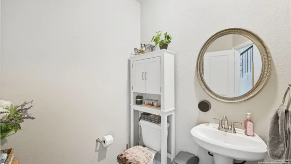 $2,350 | 6370 Tarrant Hill, Schertz, TX 78108