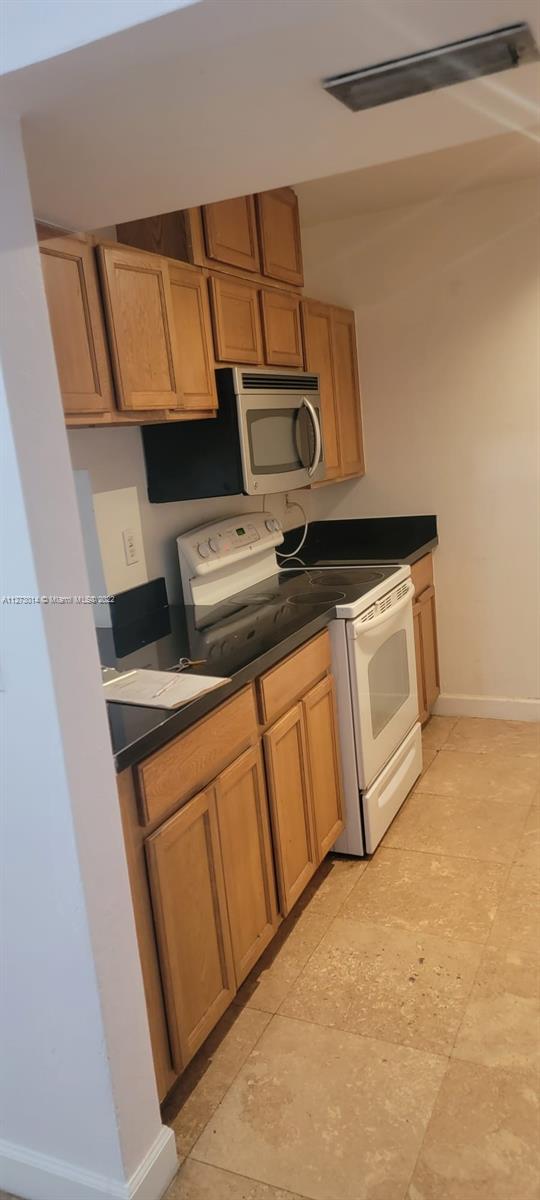 Sans Souci North Miami, FL 33181 - Photo 3 of 12