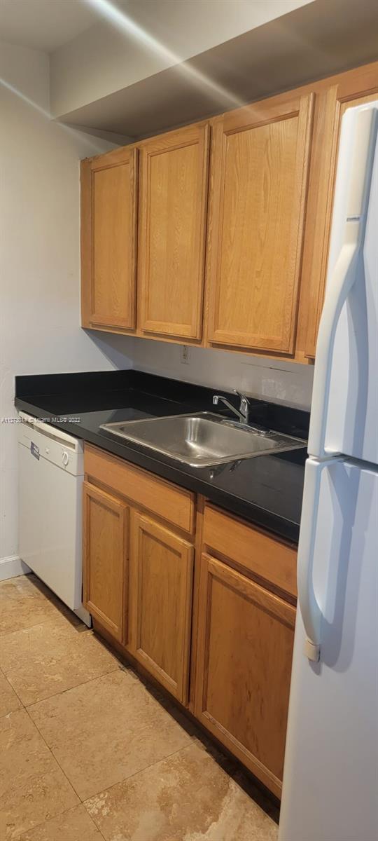 Sans Souci North Miami, FL 33181 - Photo 5 of 12