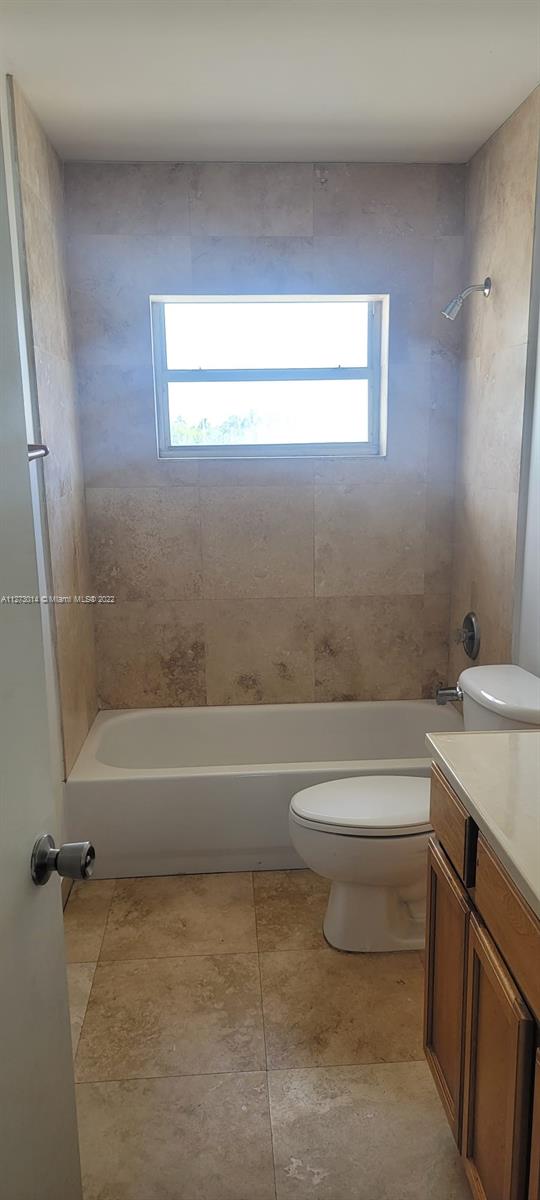 Sans Souci North Miami, FL 33181 - Photo 9 of 12