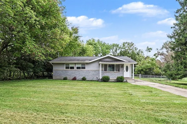 $194,900 | 615 East Monroe Street, Jackson, MI 49202