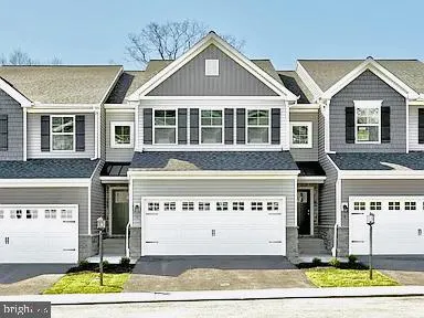 $2,375 | 1009 Blackstone Run, Unit 110, Carlisle, PA 17015