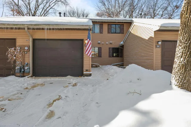 $245,000 | 104 South Drive, Unit B, Circle Pines, MN 55014