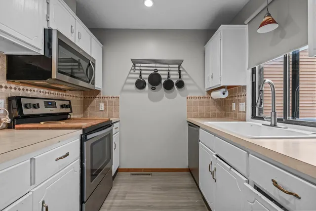 $245,000 | 104 South Drive, Unit B, Circle Pines, MN 55014