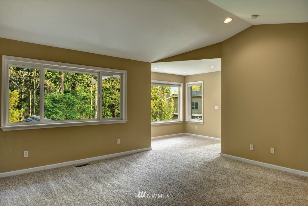 21919 37th Avenue Southeast Bothell, WA 98021 - Photo 14 of 24