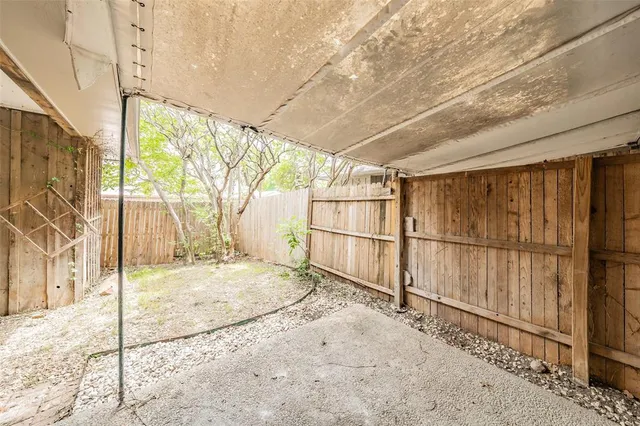 $2,550 | 10618 Ravenscroft Drive, Dallas, TX 75230