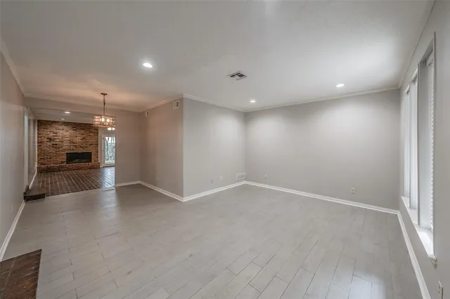 $2,550 | 10618 Ravenscroft Drive, Dallas, TX 75230