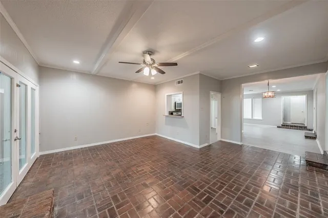 $2,550 | 10618 Ravenscroft Drive, Dallas, TX 75230