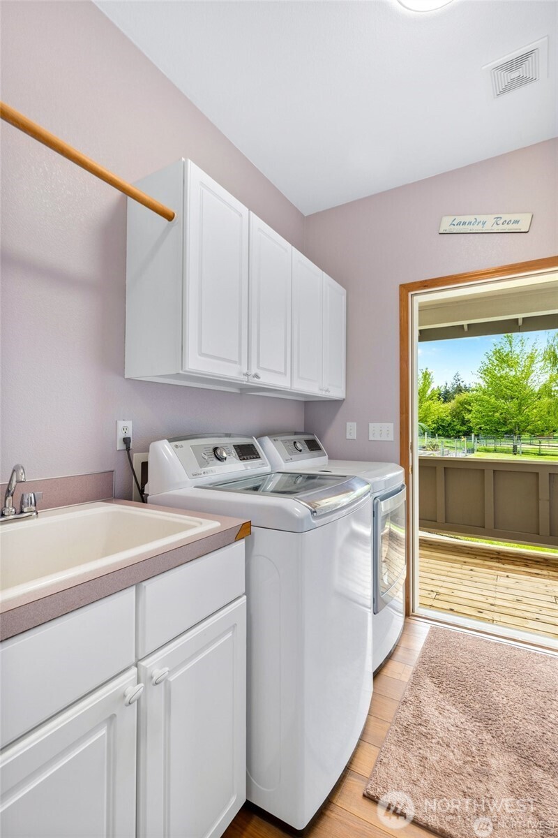 14419 Martinson Road Southeast Yelm, WA 98597 - Photo 17 of 39 Gallery Image 17