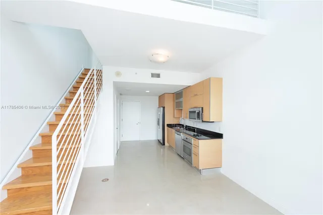 $395,000 | 60 Southwest 13th Street, Unit 2609, Miami, FL 33130