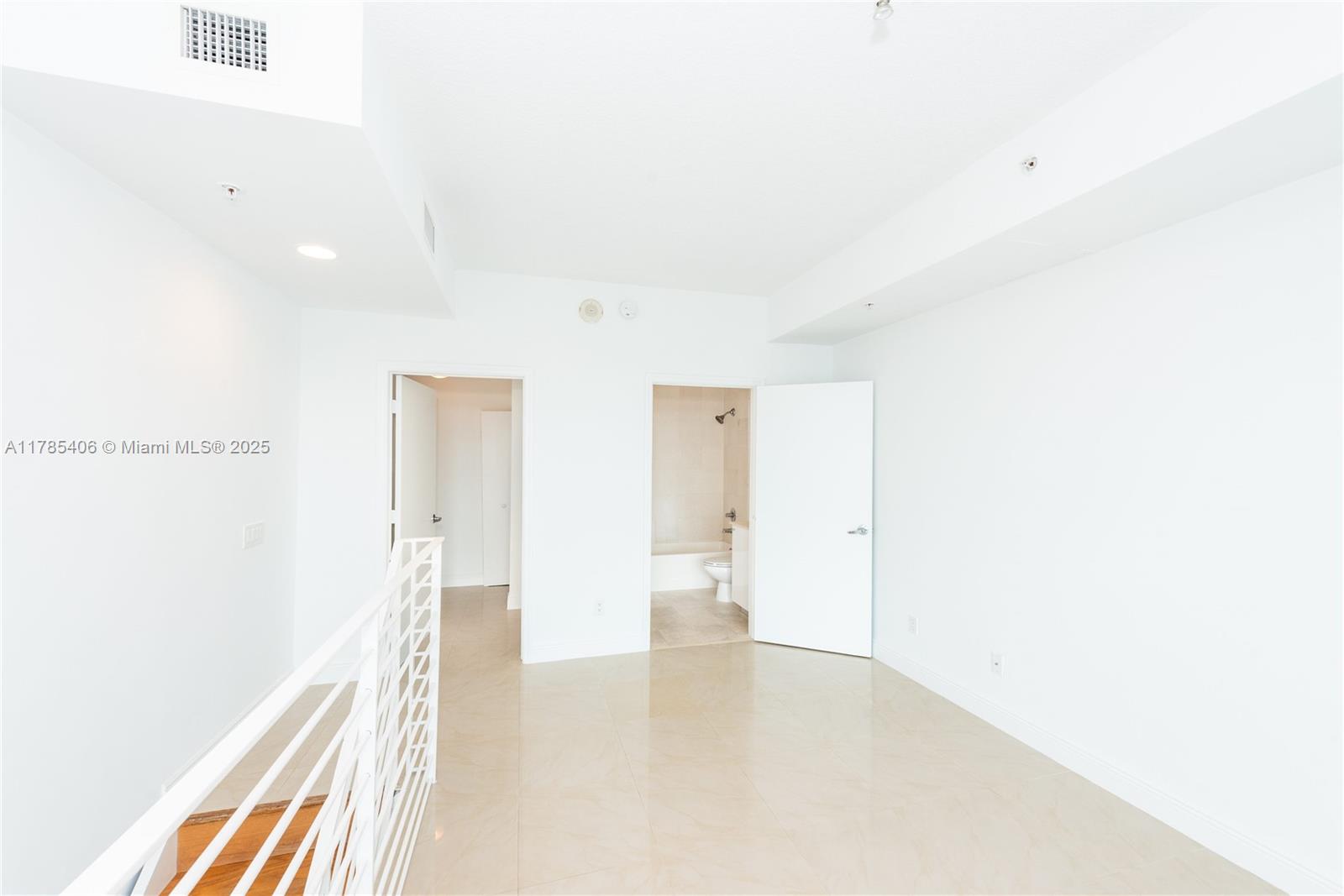 60 Southwest 13th Street, Unit 2609 Miami, FL 33130 - Photo 19 of 33