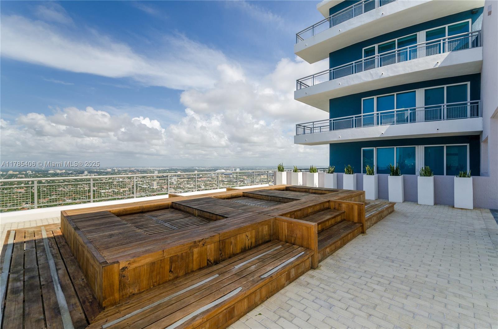 60 Southwest 13th Street, Unit 2609 Miami, FL 33130 - Photo 30 of 33