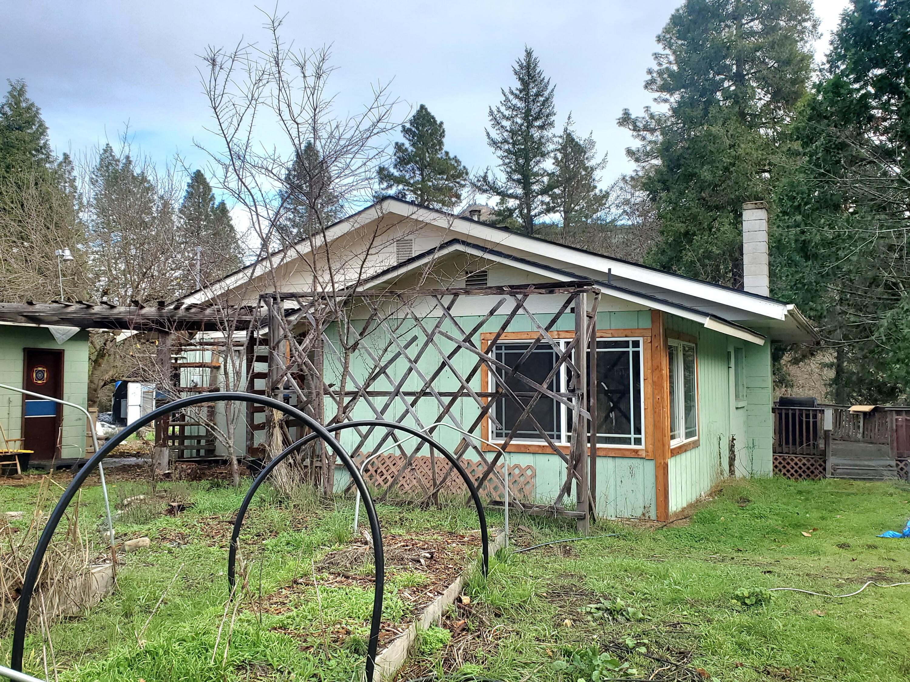 395 East Fork Road Williams, OR 97544 - Photo 41 of 59 20231204_120839