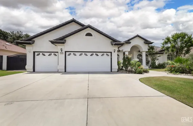 $769,000 | Undisclosed Address, Bakersfield, CA 93311