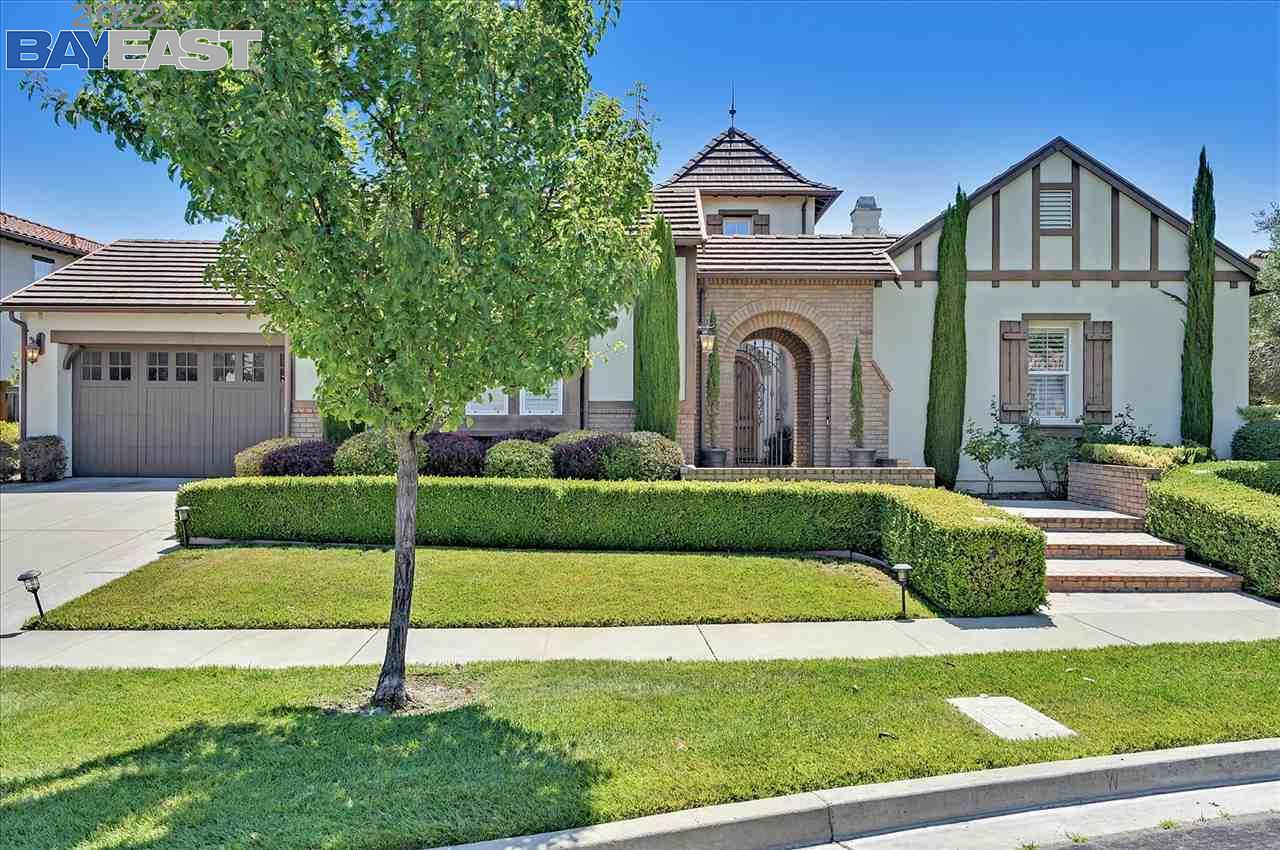 5537 Satinleaf Way San Ramon, CA 94582 - Photo 1 of 1 a front view of a house with a yard