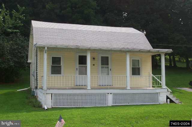 22 Valley Road Shrewsbury, PA 17361 - Photo 1 of 5 Gallery Image 1