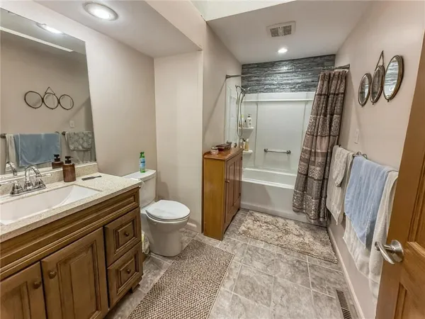 $275,000 | 622 West Edwards Street, Maryville, MO 64468