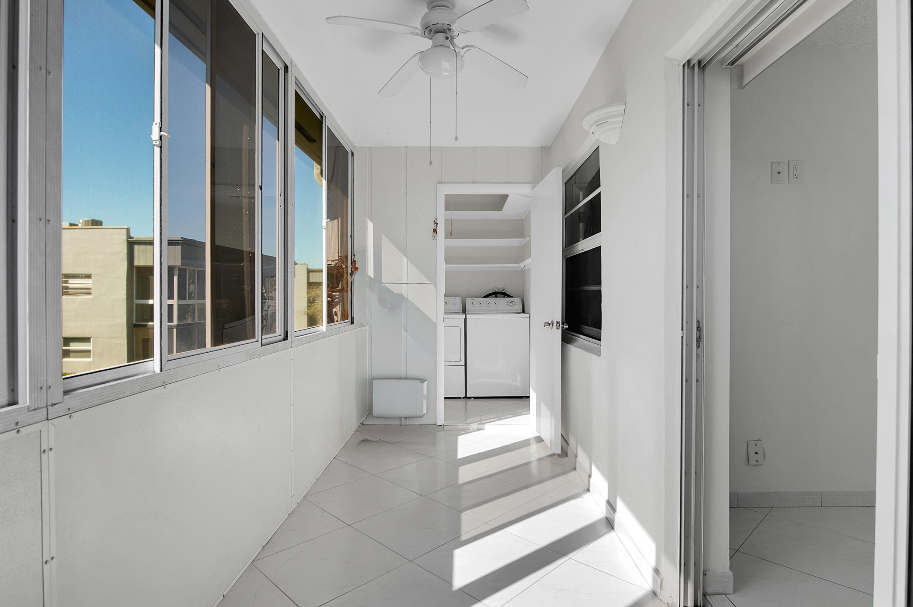 567 Normandy L, Unit 567 Delray Beach, FL 33484 - Photo 16 of 38 Patio
