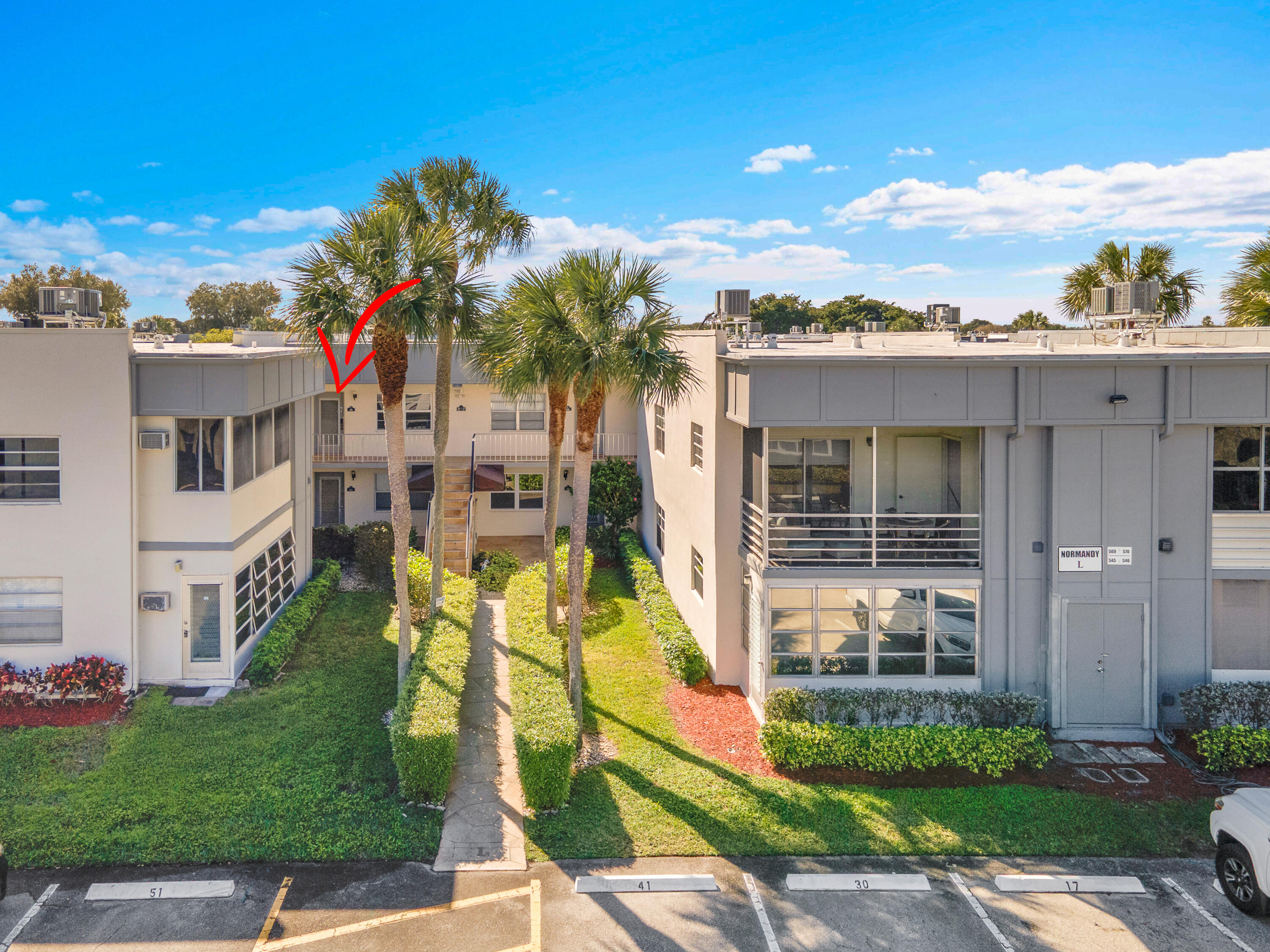 567 Normandy L, Unit 567 Delray Beach, FL 33484 - Photo 25 of 38 Exterior Front