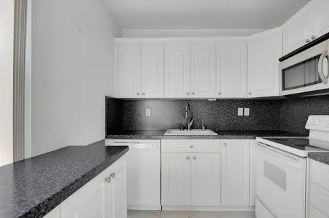 $100,000 | 567 Normandy L, Unit 567, Delray Beach, FL 33484