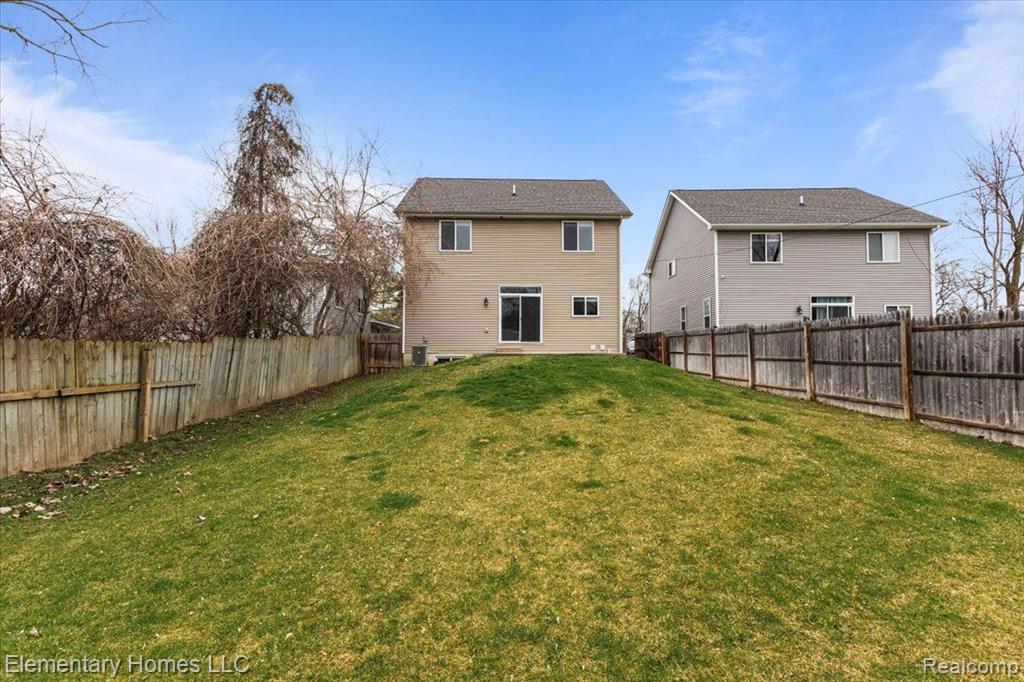 4003 Elmhurst Road Waterford, MI 48328 - Photo 25 of 28