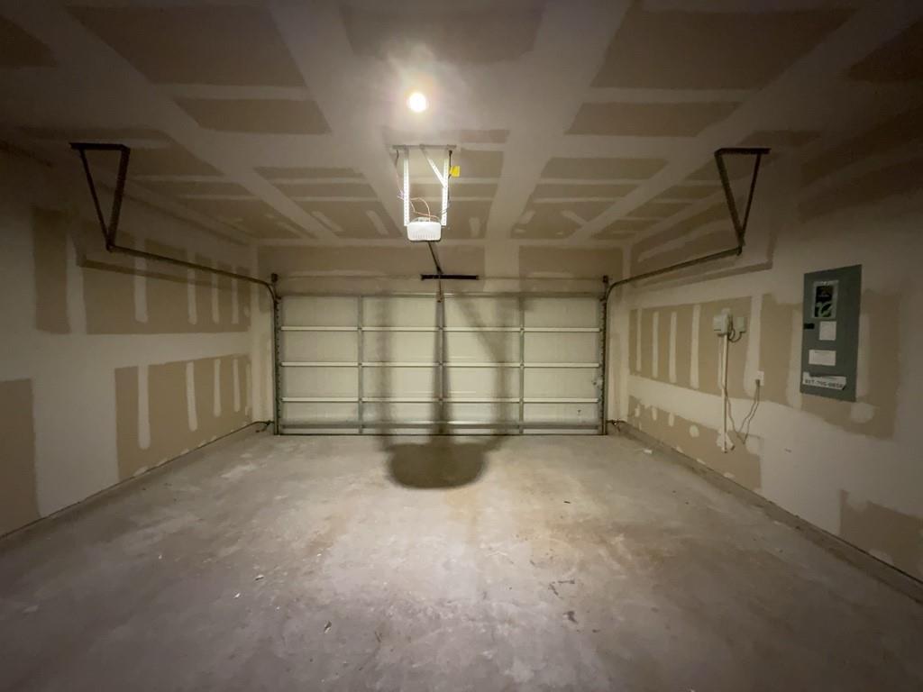 537 Ml Trce Way Princeton, TX 75407 - Photo 37 of 40 a view of a garage