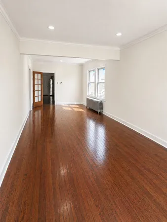 $2,500 | 5518 West Melrose Street, Unit 2, Chicago, IL 60641