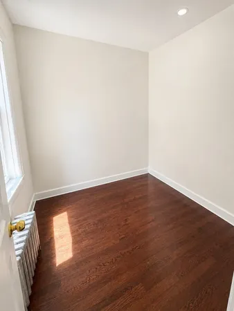 $2,500 | 5518 West Melrose Street, Unit 2, Chicago, IL 60641