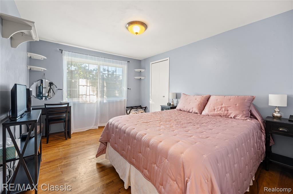 38540 Five Mile Road Livonia, MI 48154 - Photo 22 of 31 Gallery Image 22