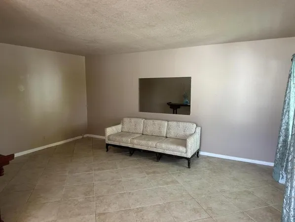 $1,750 | 136 Coventry I, Unit 136, West Palm Beach, FL 33417