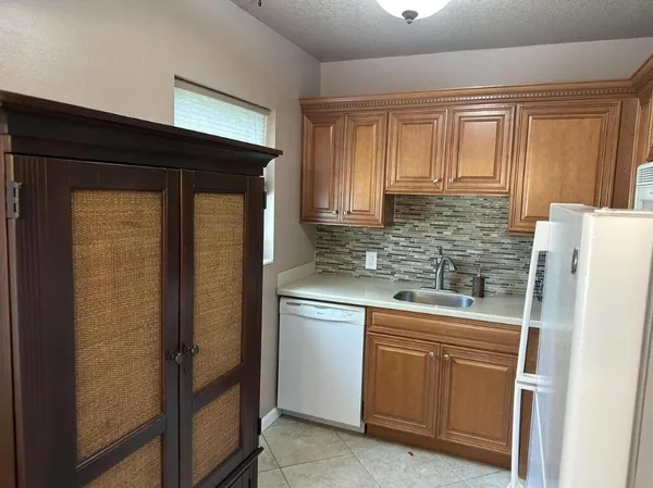 $1,750 | 136 Coventry I, Unit 136, West Palm Beach, FL 33417