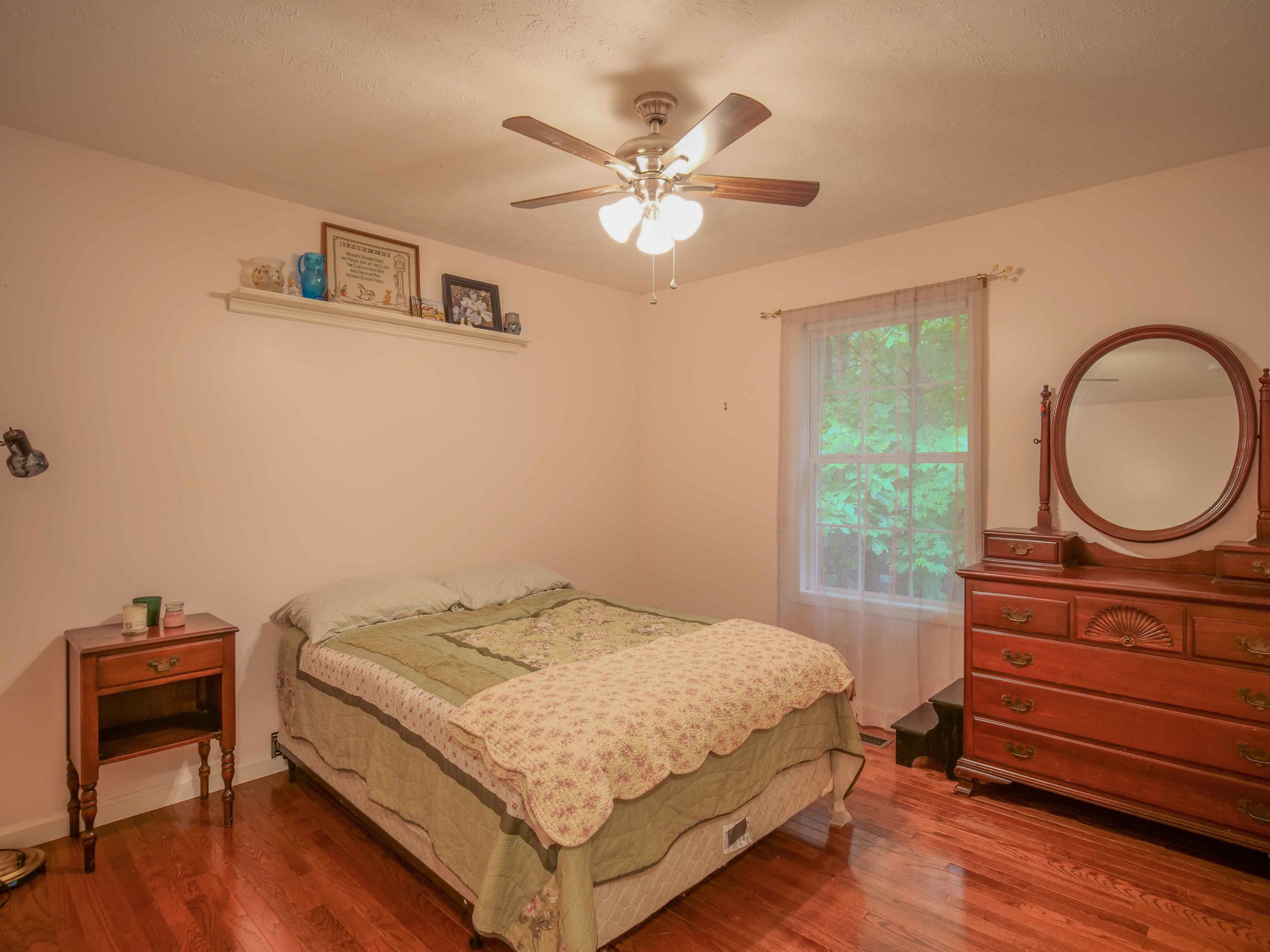 12451 Early Road Knoxville, TN 37922 - Photo 25 of 39 P1070111