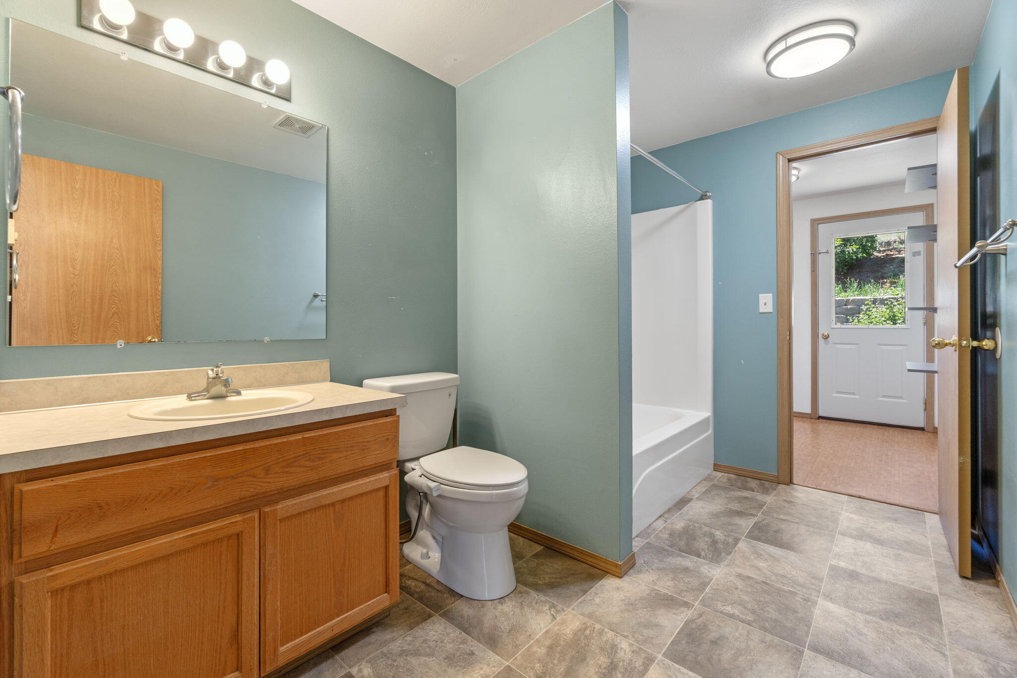 2630 Frontage Road Klamath Falls, OR 97601 - Photo 43 of 72 a bathroom with a sink and a toilet